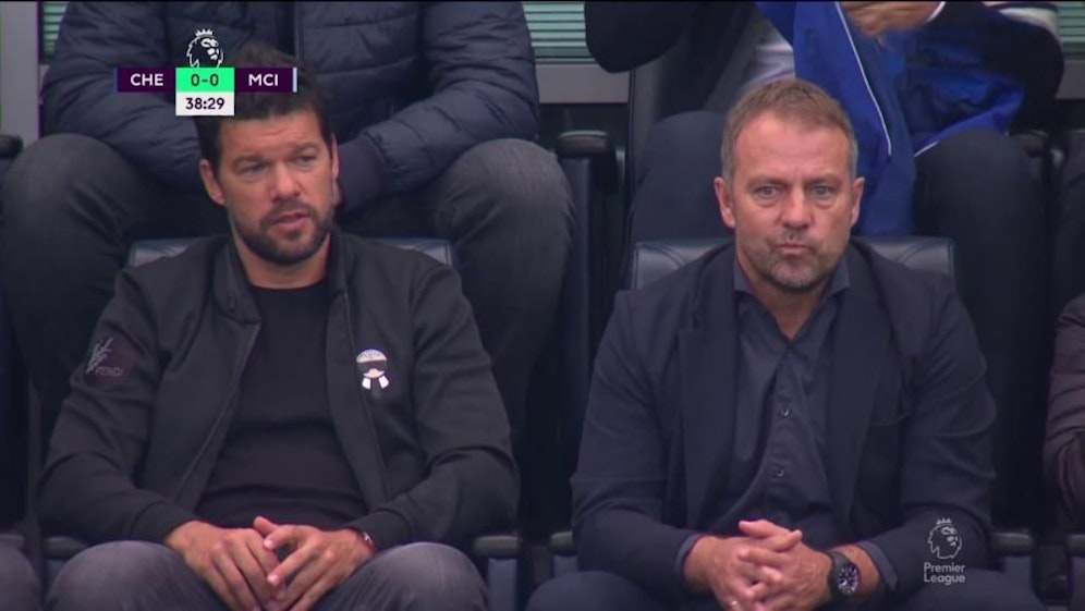 Michael Ballack mit dem deutschen Bundestrainer Hansi Flick.