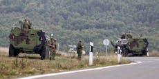 Rechtsextreme Serben randalieren an Grenze zum Kosovo