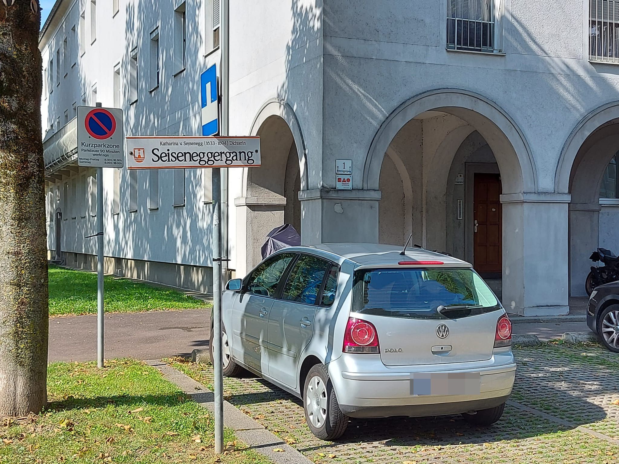 Am Linzer Bindermichl wurden seit April 68 Reifen aufgestochen.