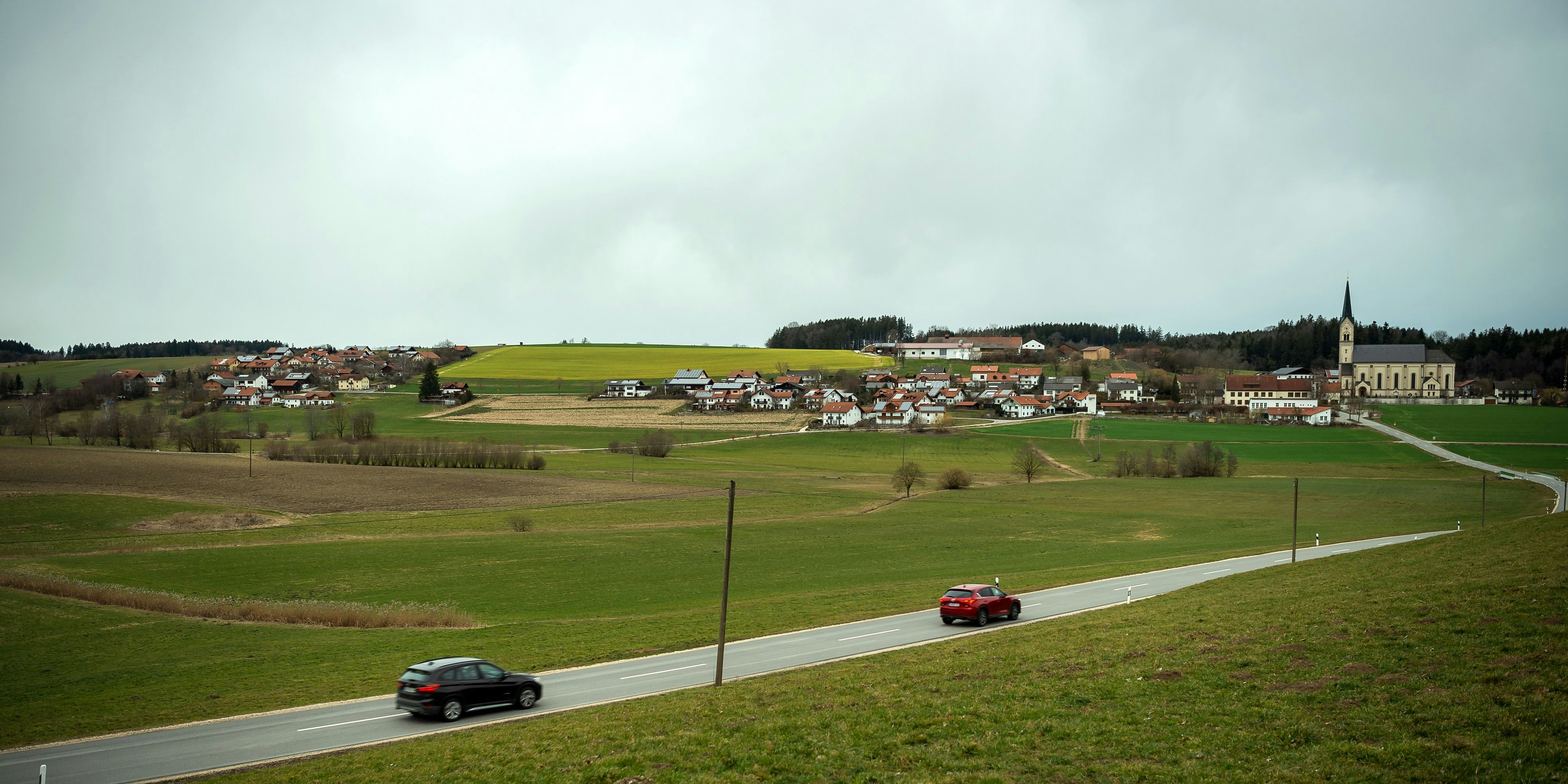 Schauplatz er Tragödie ist die bayrische Ortschaft Halsbach, unweit der Salzburger Grenze.