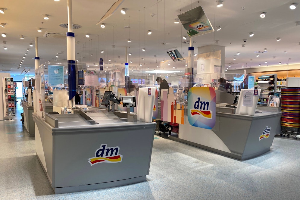 Mehr als 200 dm-Filialen sollen mit einer neuen Nachfüllstation aufgerüstet werden.