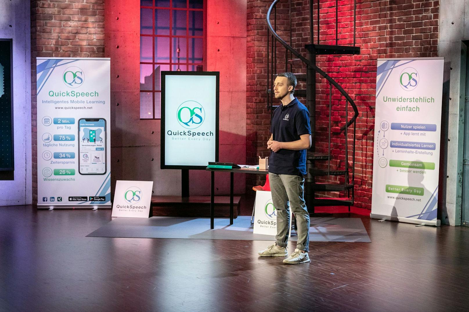 Lukas Snizek aus Niederösterreich präsentiert seine App "QuickSpeech". 