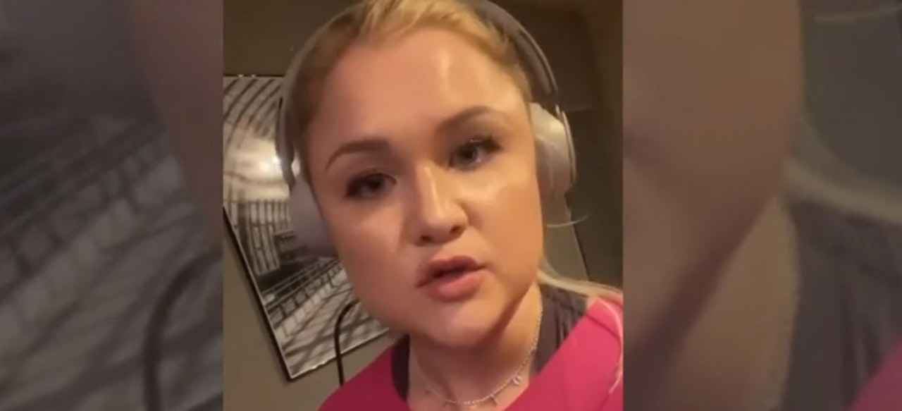 Heute.at - Sophia Thiel im Fitnesscenter beleidigt: Geht's noch?