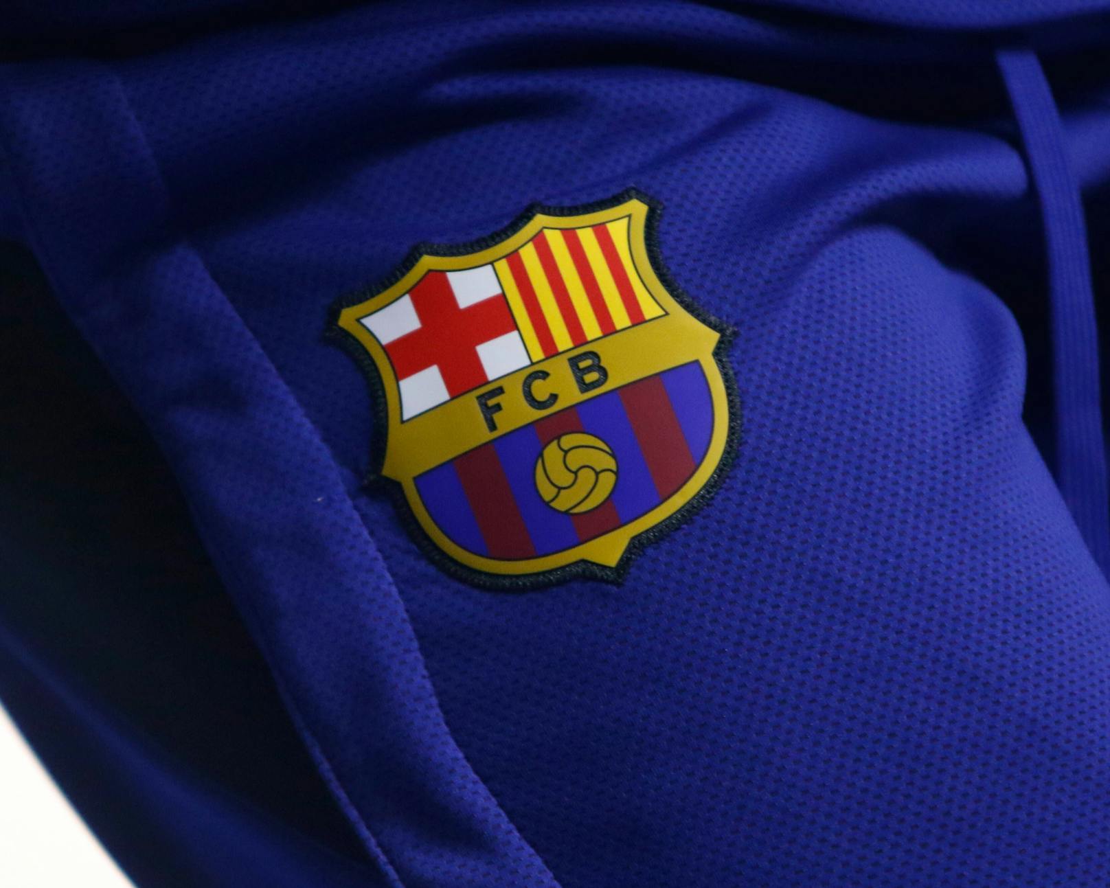 Ein Angebot aus Dubai könnte den FC Barcelona retten. 