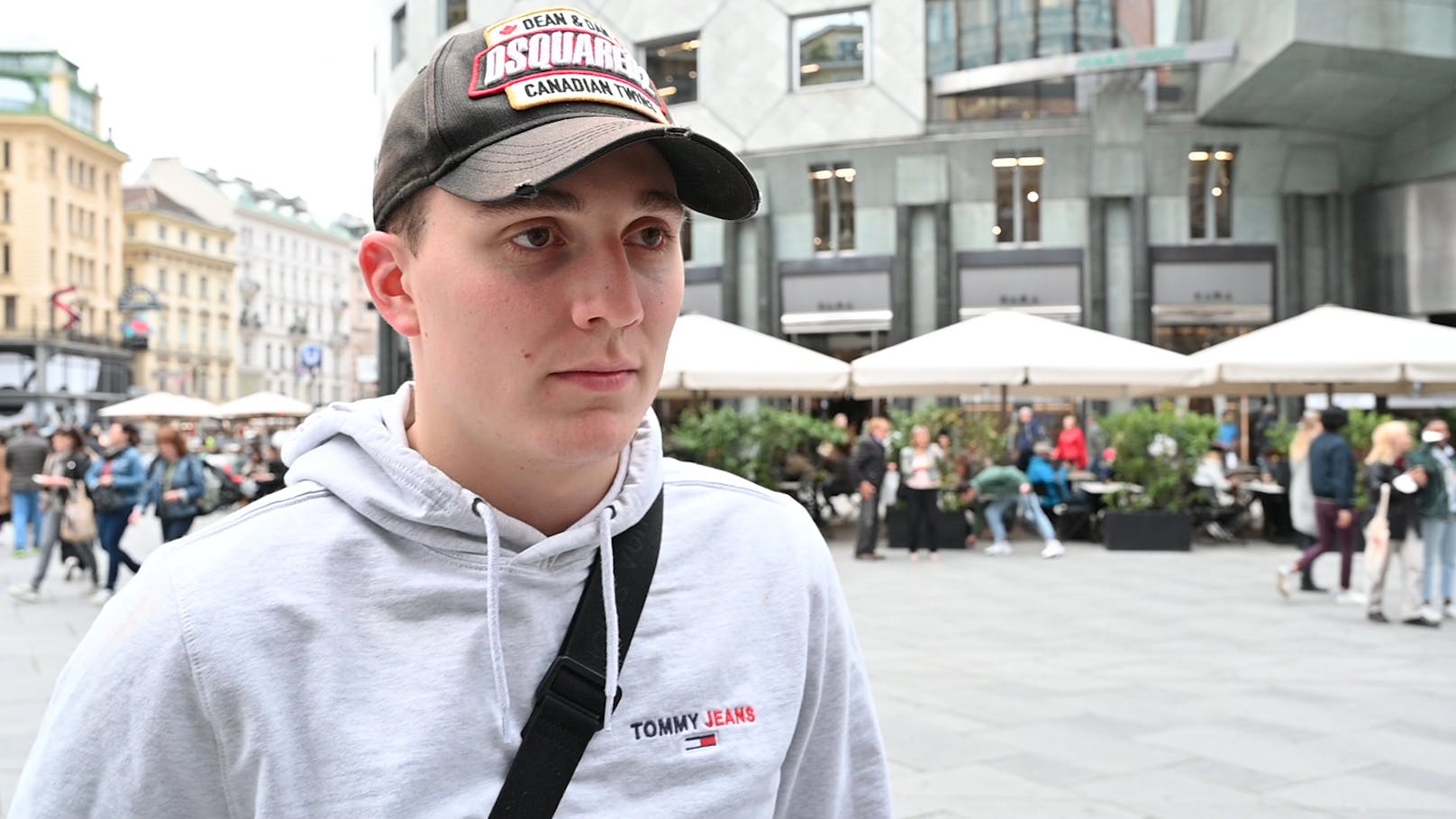 Clemens (17) fühlt sich in Wien "ausgegrenzt".