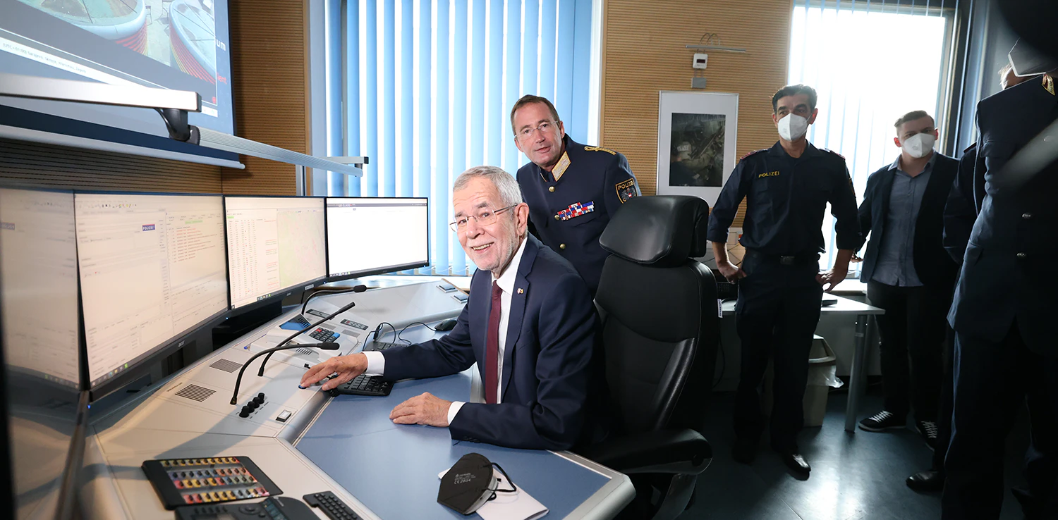 Bundespräsident Van der Bellen richtete sich mit einer Nachricht an alle Wiener Polizisten.