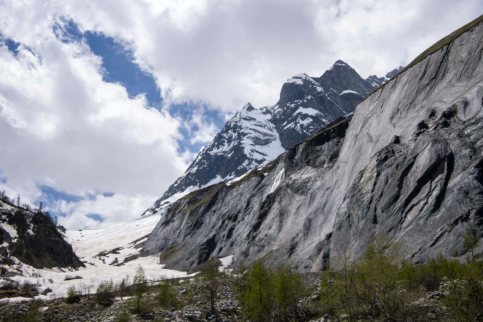 Der Mont Blanc ist der höchste Berg der Alpen.