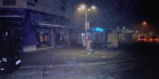 Der Reumannplatz wurde stark verwüstet.