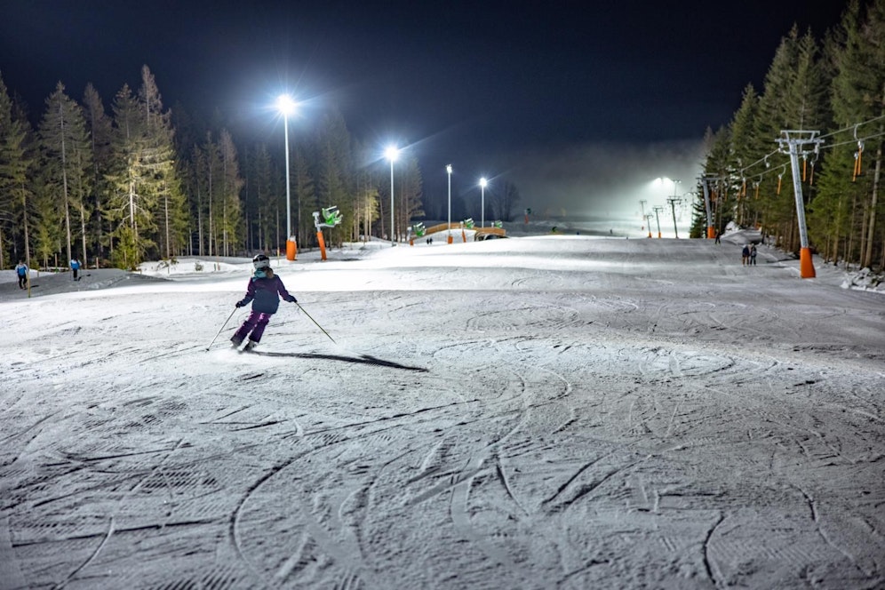 Die gesamte Erlebnisarena ist während der Ferien mit Flutlicht bis 19.00 Uhr in Betrieb.