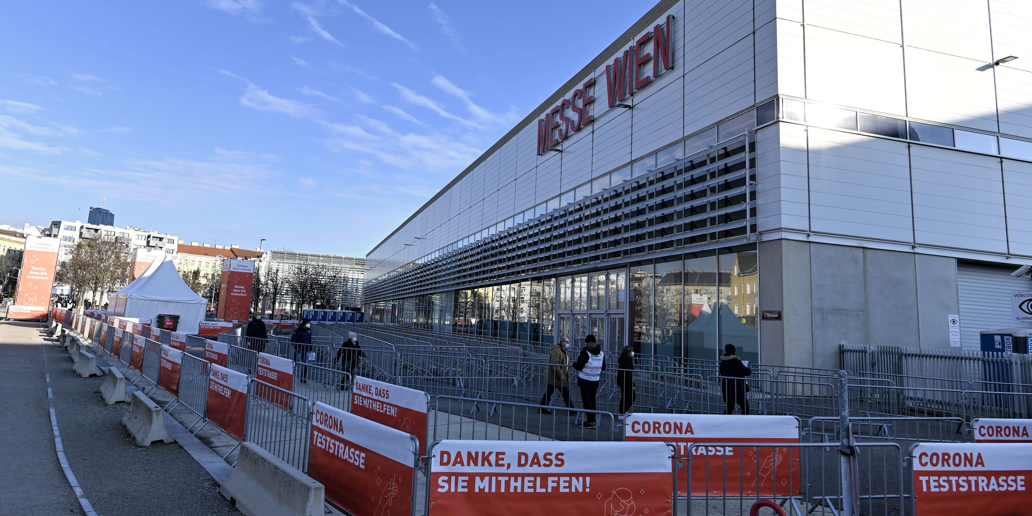 Bereits am Freitag gab es an der Messe keine Wartezeiten