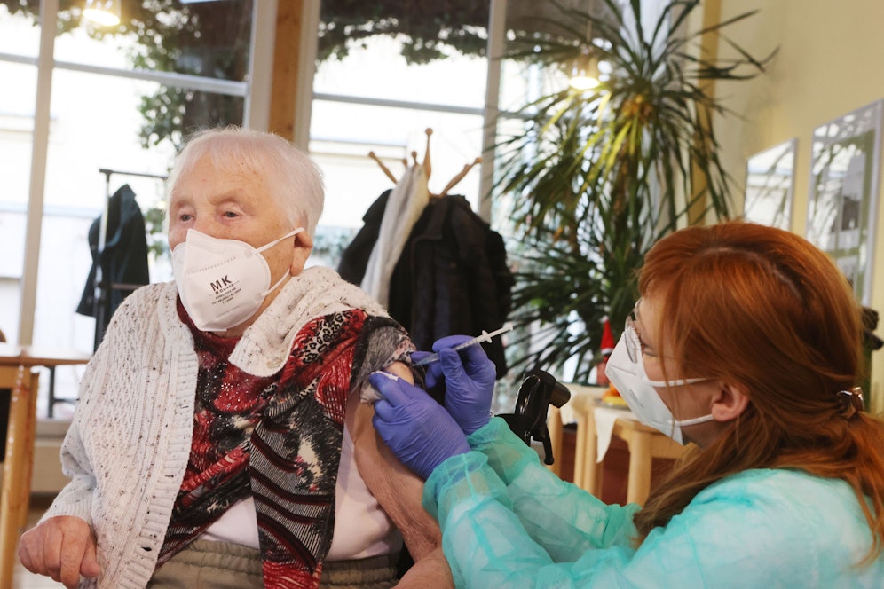 Der Ansturm auf die Corona-Impfungen bei der über 80-Jährigen ist enorm.