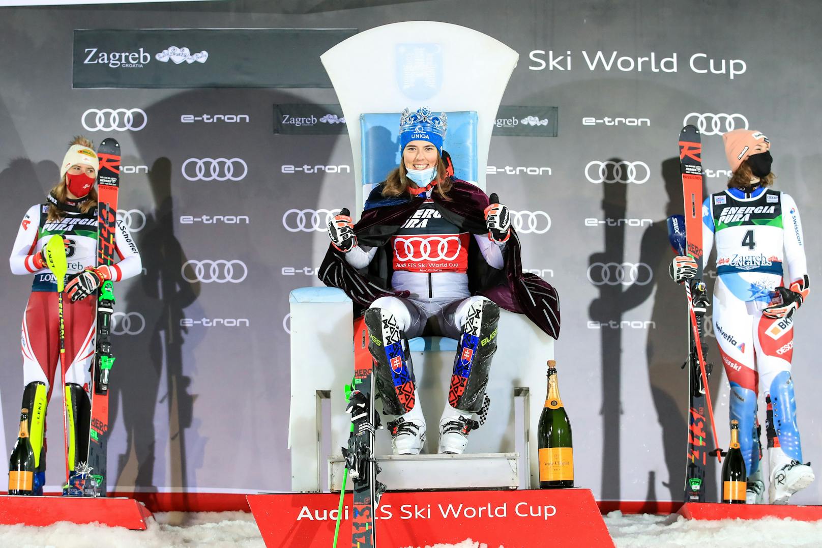 Petra Vlhova kürte sich im Slalom von Zagreb zur "Snow Queen". Katharina Liensberger fehlten nur fünf Hundertstel auf den Sieg.&nbsp;