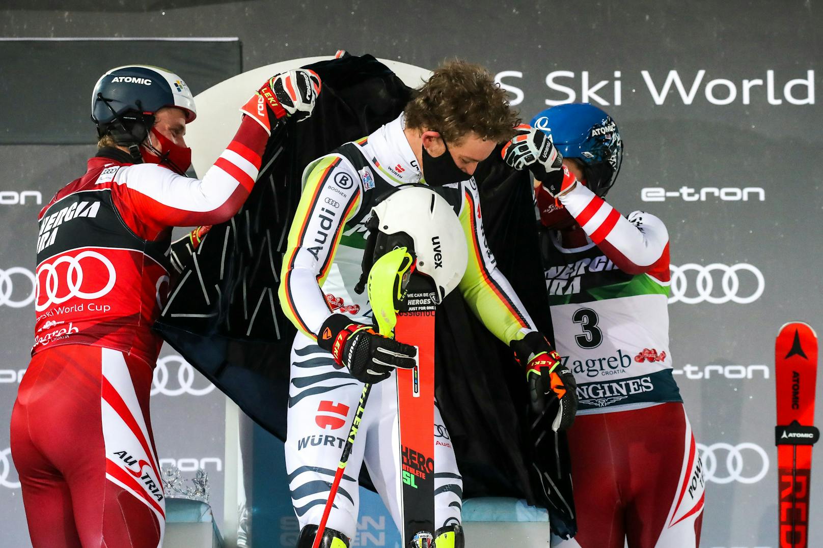 Bärenstark am Bärenberg: Manuel Feller, Marco Schwarz und Michael Matt holten im Zagreb-Slalom die Plätze zwei, drei und vier. Top: der Deutsche Linus Straßer.