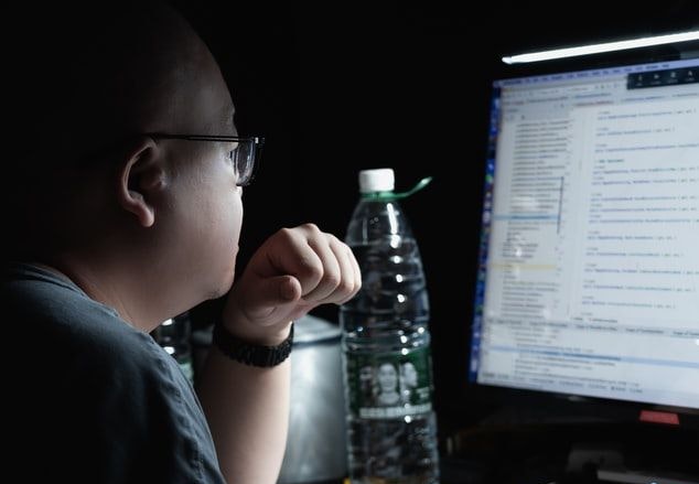 Home Office kann die Augen schädigen.