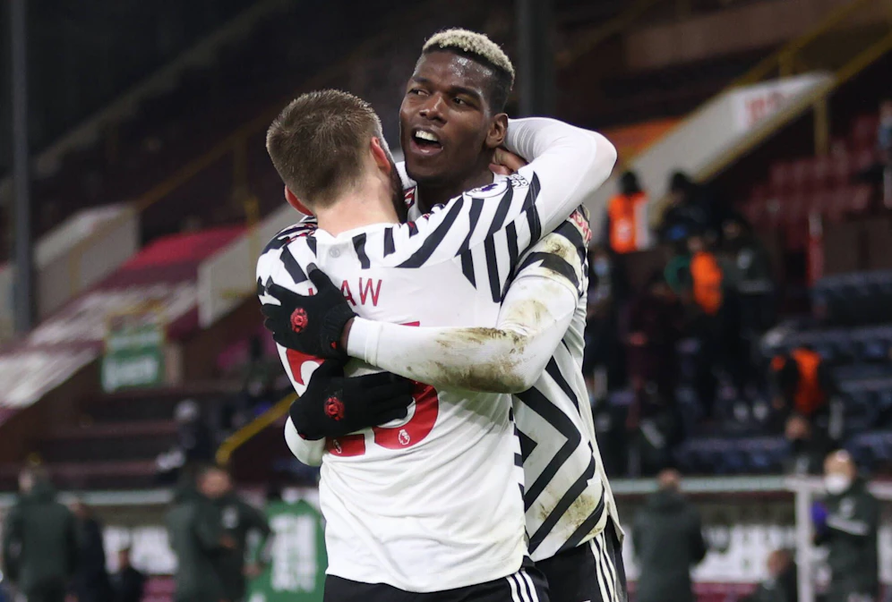 Paul Pogba jubelt über sein Siegestor in Burnley.