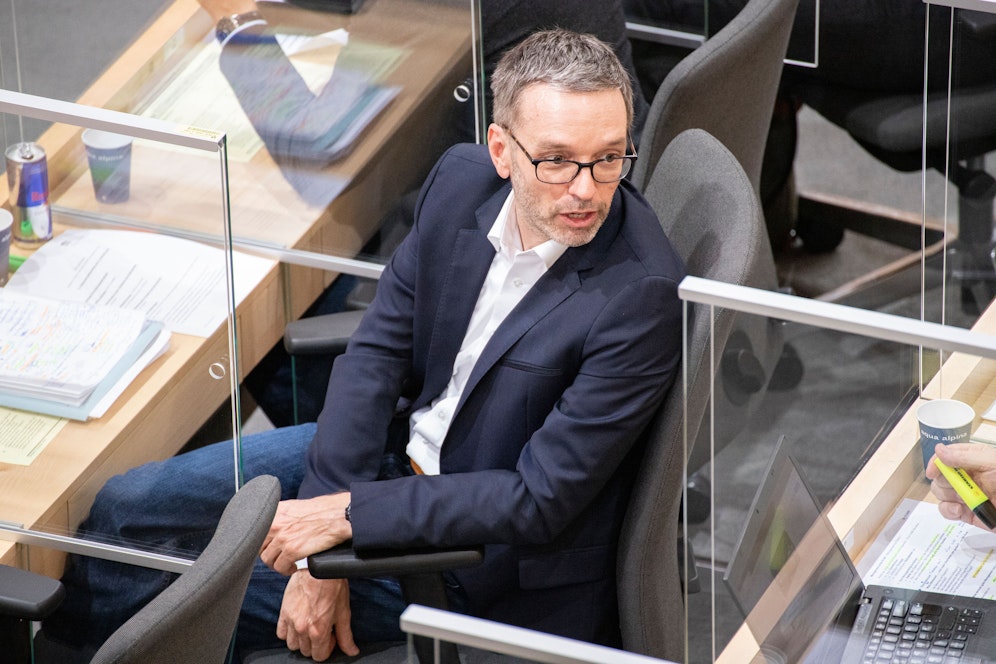 FPÖ-Klubobmann Herbert Kickl griff ÖVP-Nationalratspräsident Wolfgang Sobotka frontal an.