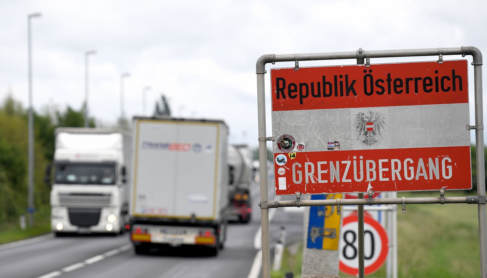 Im Bild: Der Grenzübergang zwischen Österreich und Tschechien bei Drasenhofen