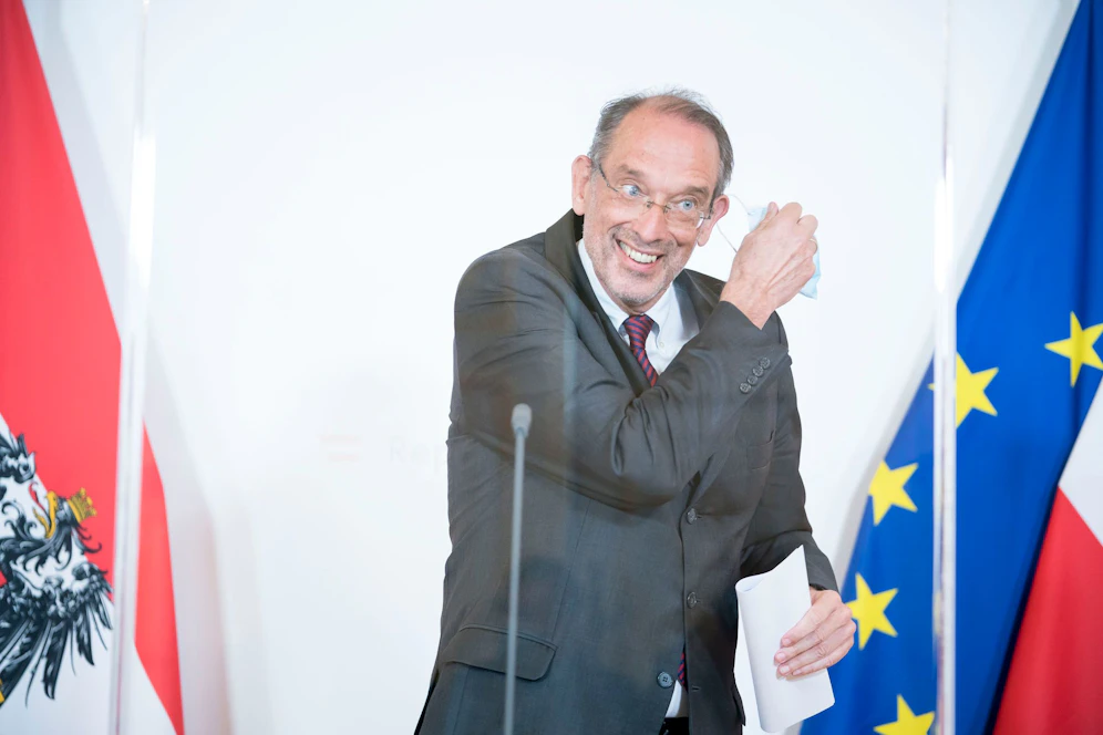 Faßmann will eine Schul-Öffnung 