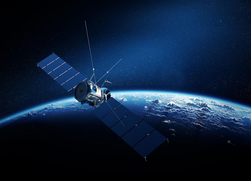 Was geschieht mit einem Satelliten, sobald er nicht mehr aktiv ist? Momentan nicht viel. 
