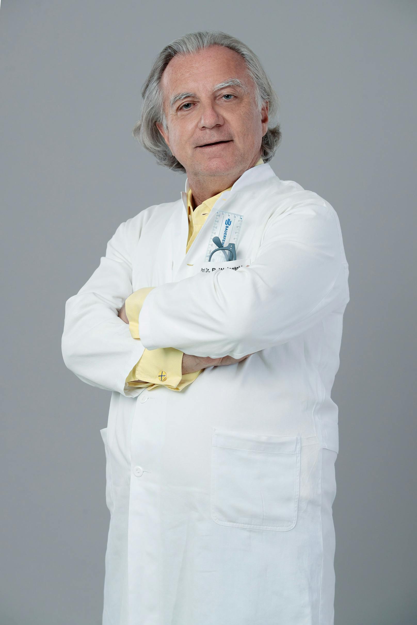 Star-Chirurg Reinhard Weinstabl macht seine Parkinson-Erkrankung öffentlich