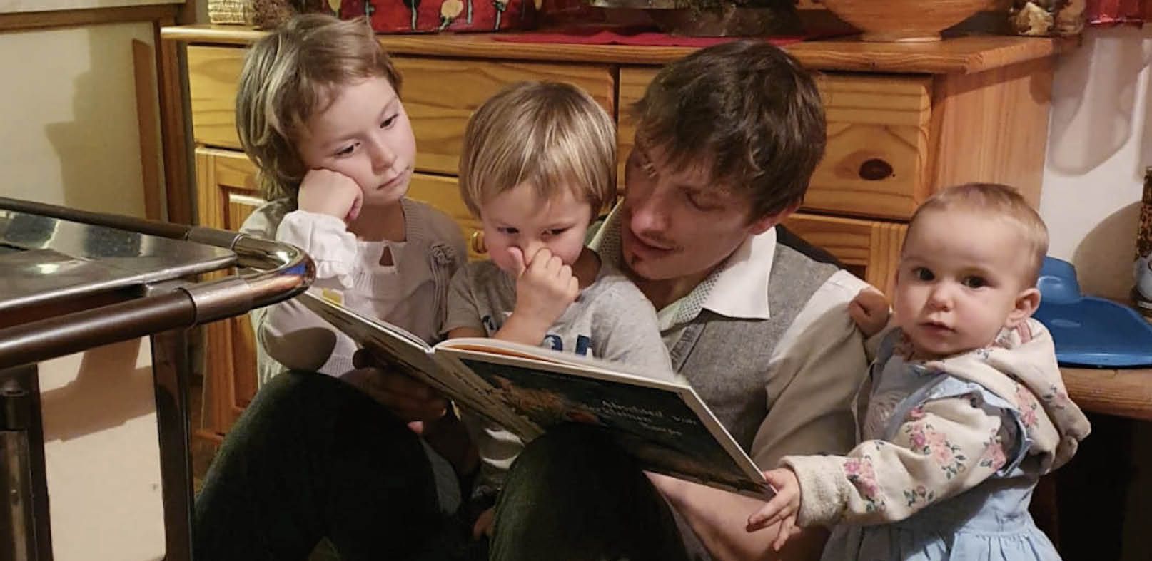 Ein Bild der Familie, von vergangenem Weihnachten, als die Welt fast noch in Ordnung war.