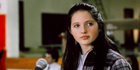 Schauspielerin Jessica Campbell im Film "Election"
