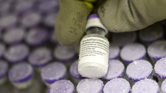 Ab März könnte der neue Omikron-Impfstoff von BionTech/Pfizer geliefert werden.