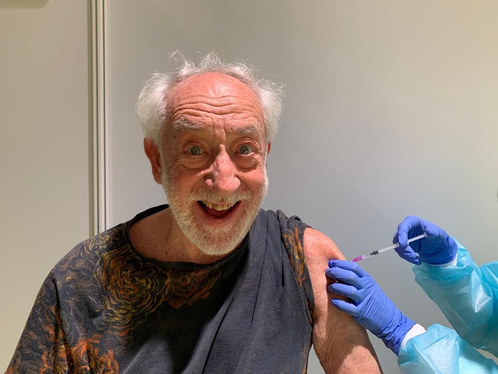 Dieter Hallervorden bei der Impfung.