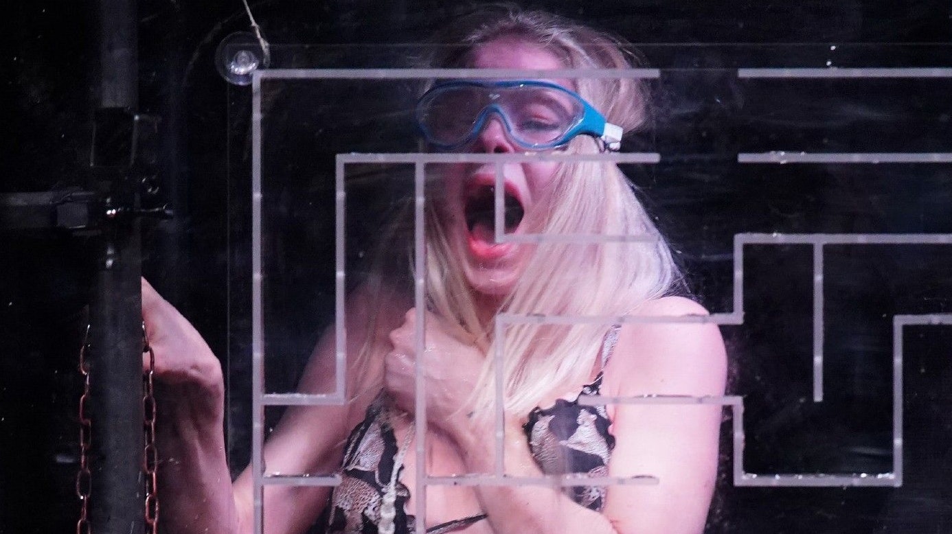 Dschungelshow (Tag 1, 15.1.2021): Zoe Saip