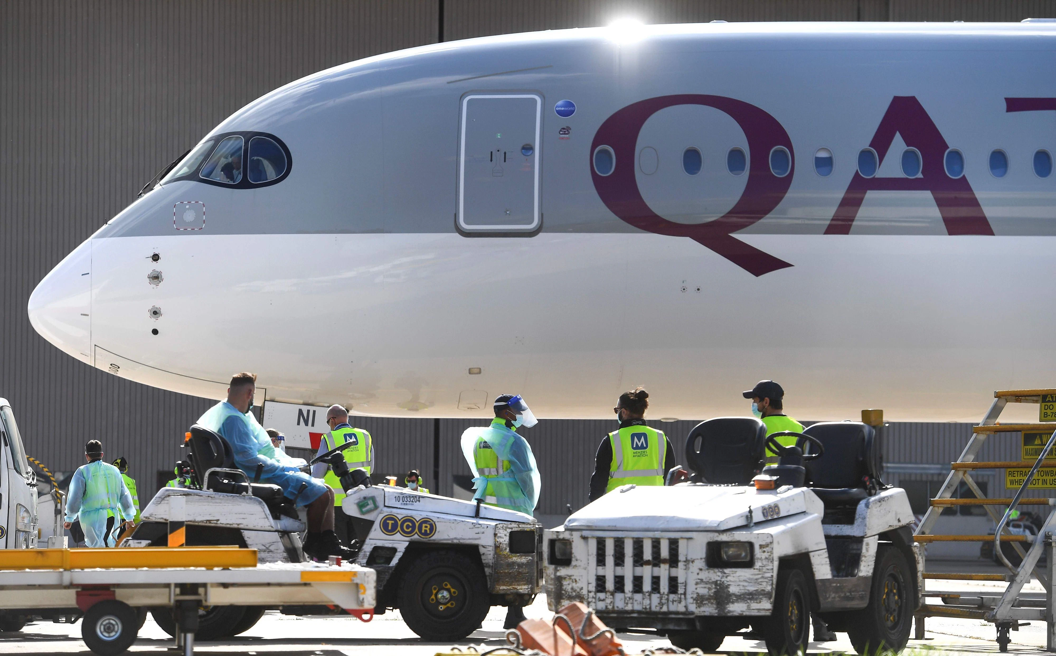 Ein Charter-Flieger brachte Tennis-Stars nach Australien. 