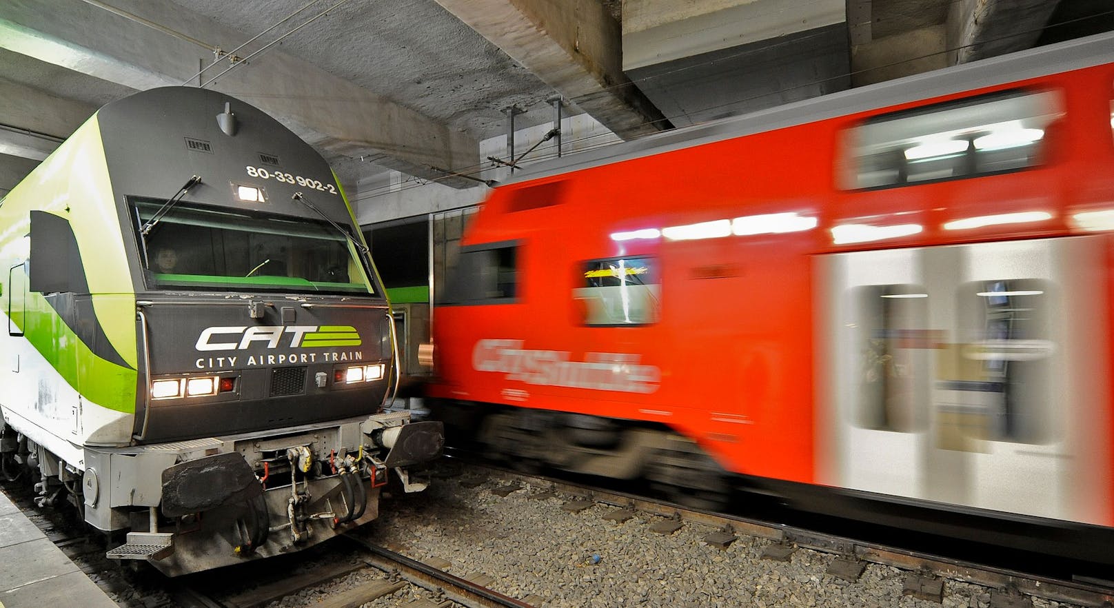 Bahnhof Wien-Mitte: Ein Mann stieß zwei Personen auf die Gleise.