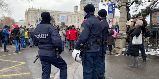 Erfreuen sich aktuell großer Beliebtheit: Anti-Corona-Demos in Wien. Symbol- und Archivbild.