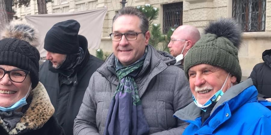Ex-Vizekanzler Heinz-Christian Strache auf der Corona-Demo in Wien.