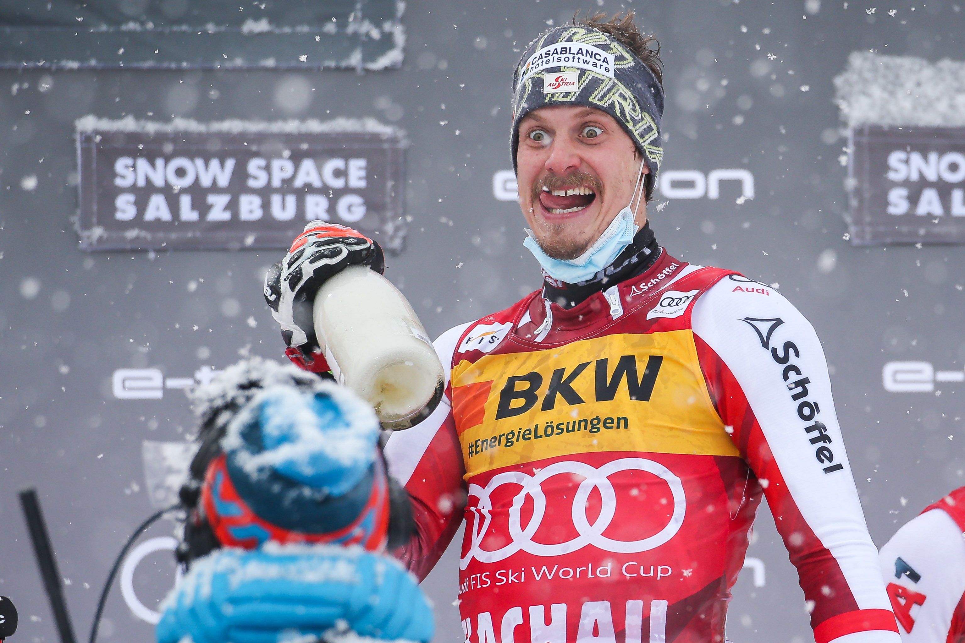 Manuel Feller gewann in Flachau seinen ersten Slalom.