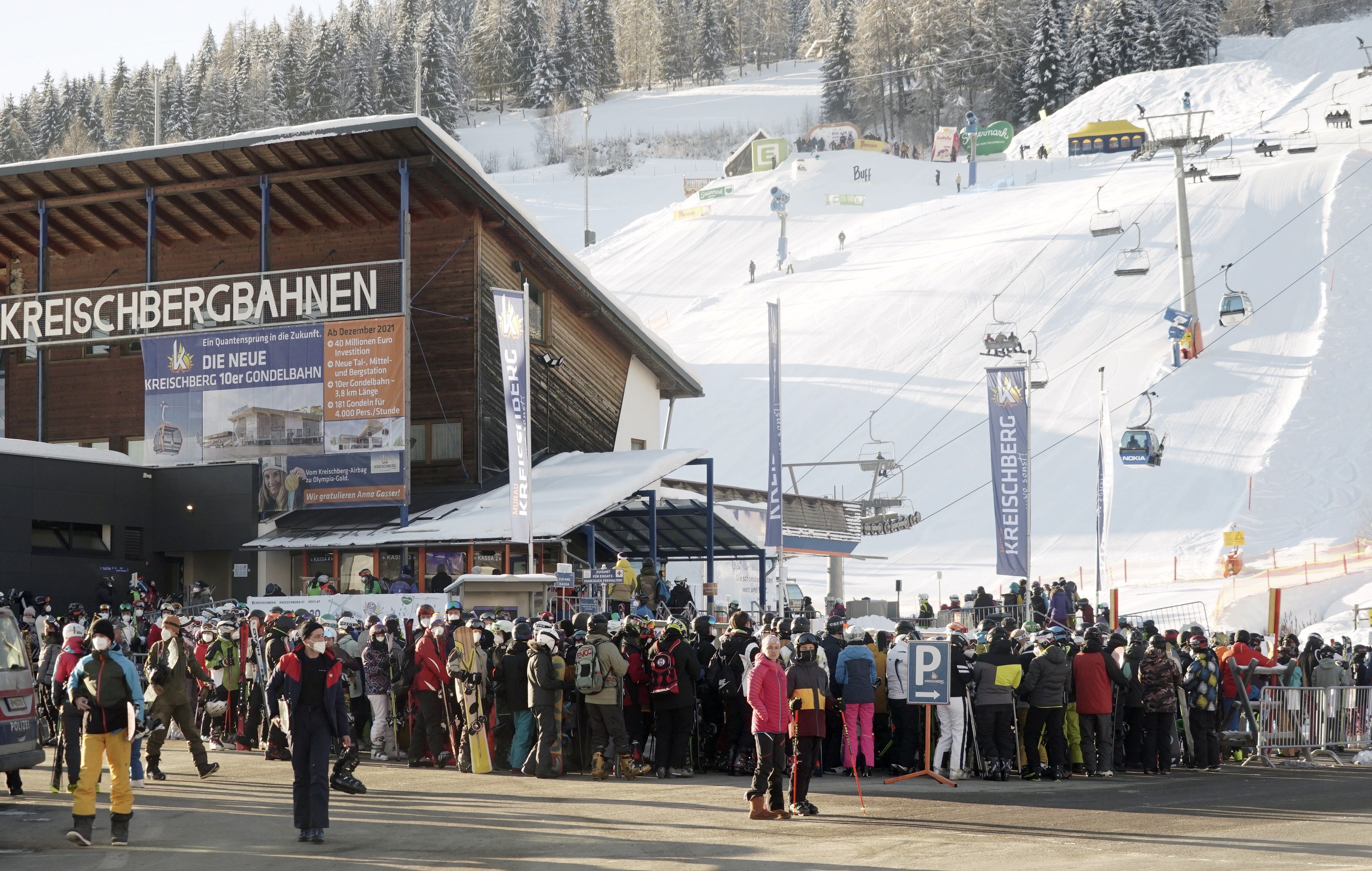 Riesiger Andrang auf die Skigebiete in Österreich