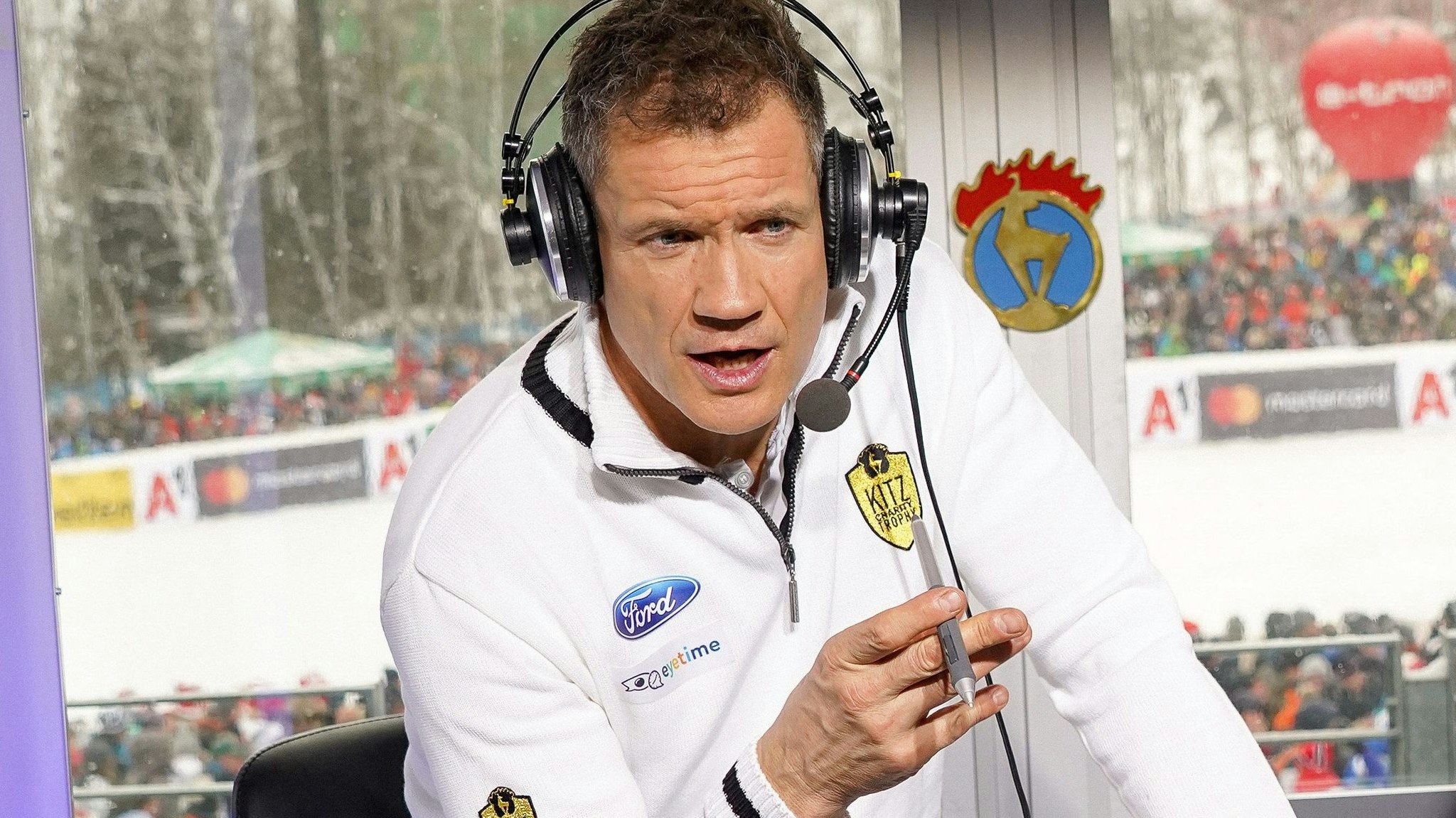 Armin Assinger lässt die Komantschen pfeifen.