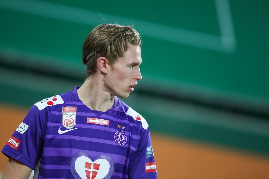 Ein Liga-Konkurrent ist an Patrick Wimmer dran. 