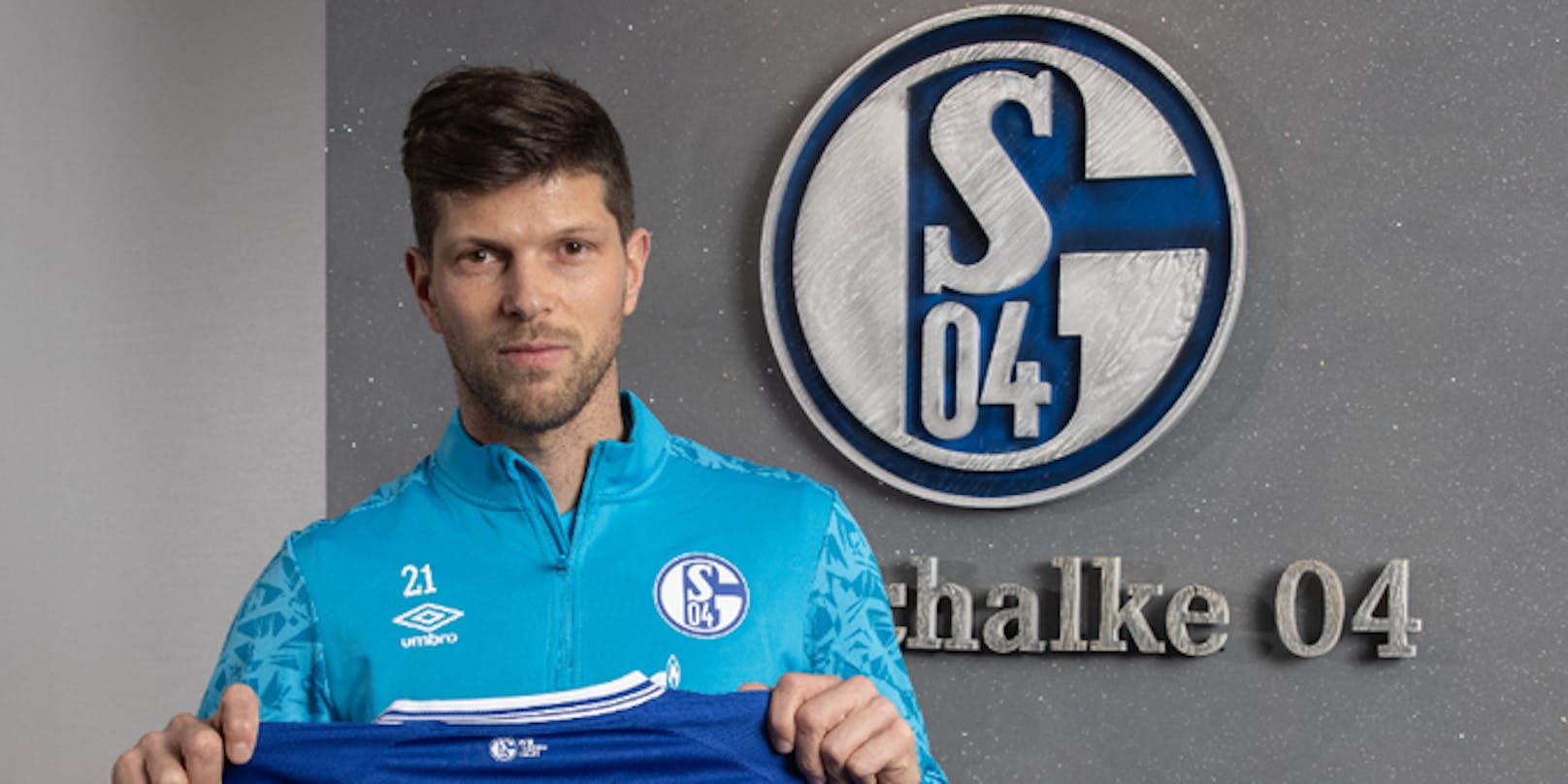 Klaas-Jan Huntelaar kehrt zu Schalke 04 zurück. 