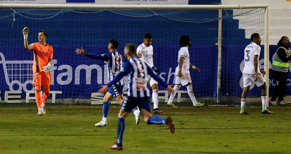 Real blamiert sich im Cup.