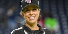 Sie wird die erste Schiedsrichterin beim Super Bowl