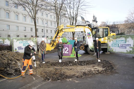 Der Bau des neuen U2/U5-Linienkreuz sorgt für Verkehrsbehinderungen.
