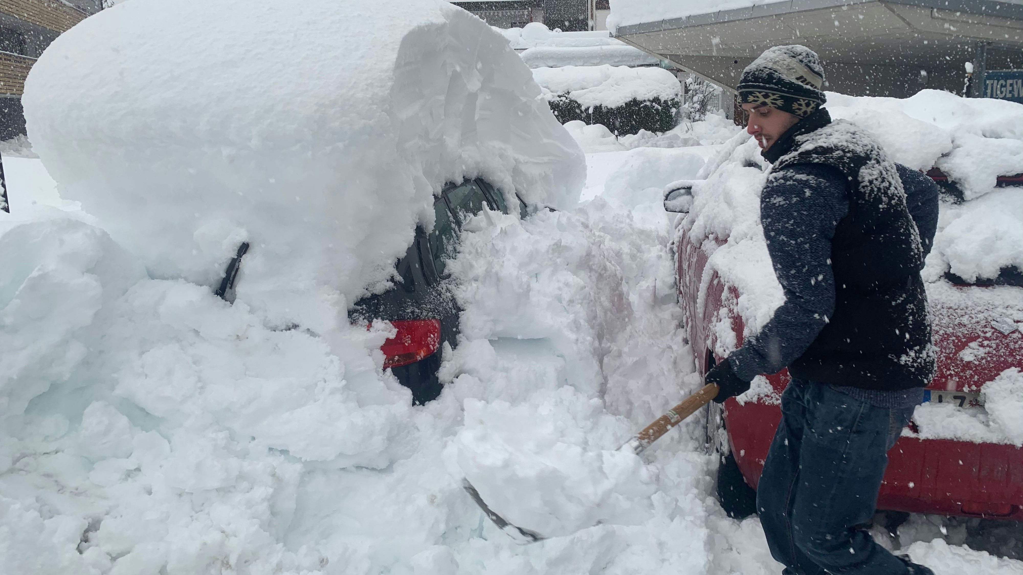 Archivbild: Extreme Schneefälle Anfang Dezember 2020 in Osttirol