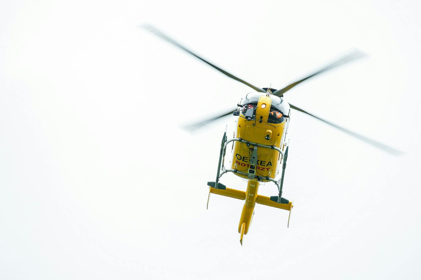 Ein Notarzt-Hubschrauber vom Stützpunkt Christophorus 14 in Niederöblarn. Für den Radler kam dennoch jede Hilfe zu spät.