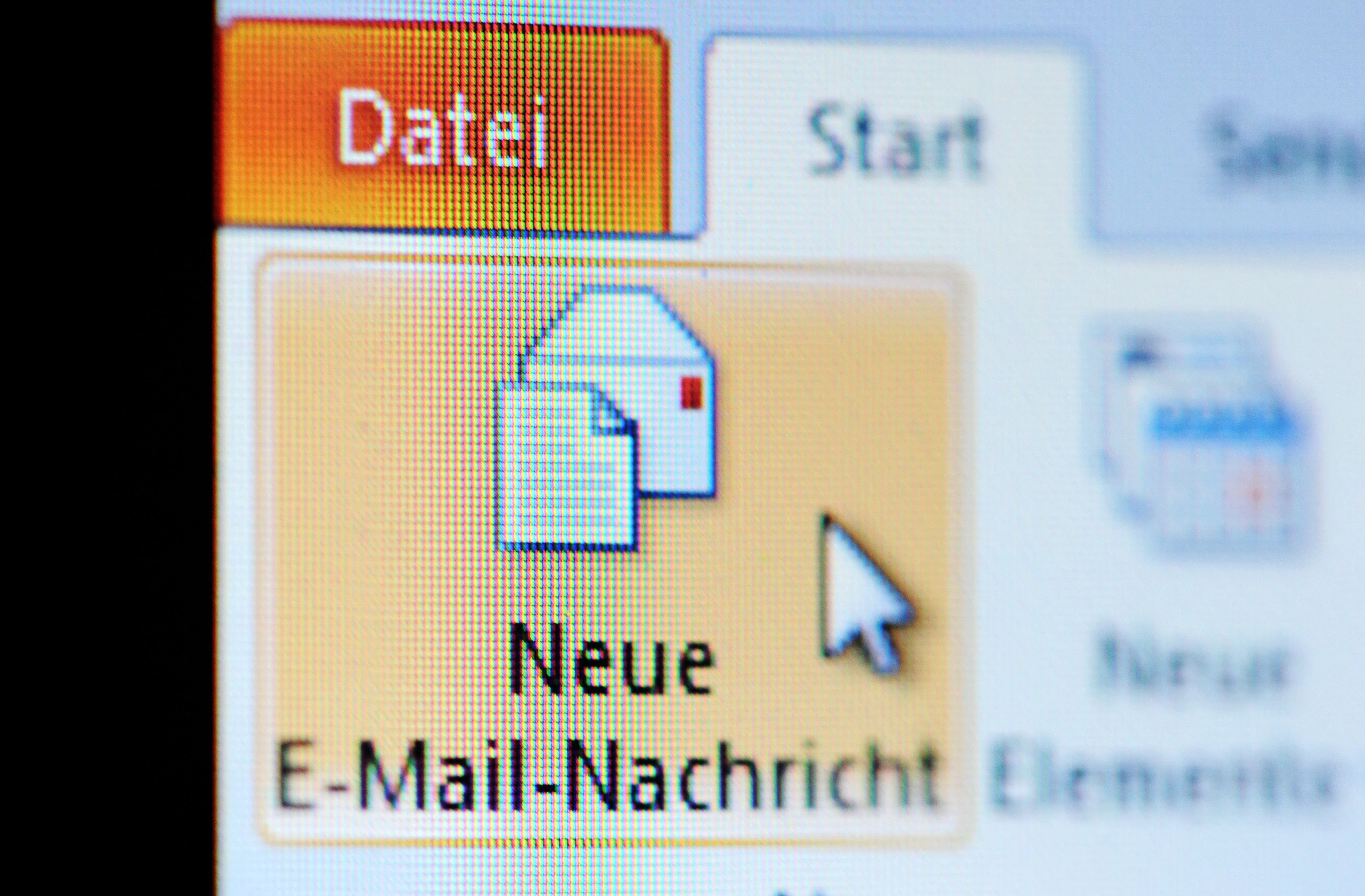 E-Mail