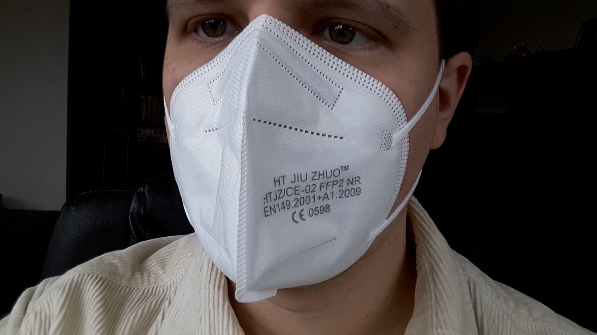 Aufgepasst bei FFP2-Masken! Nur, wenn sie richtig sitzen, schützen sie auch.