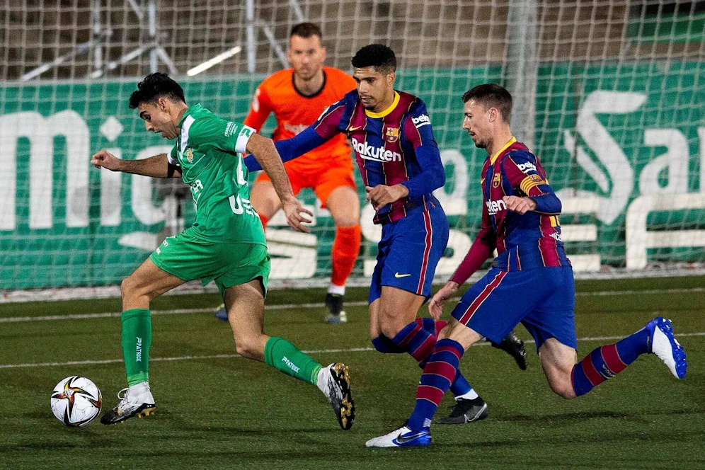 Cornella verlangte den Barca-Stars alles ab.