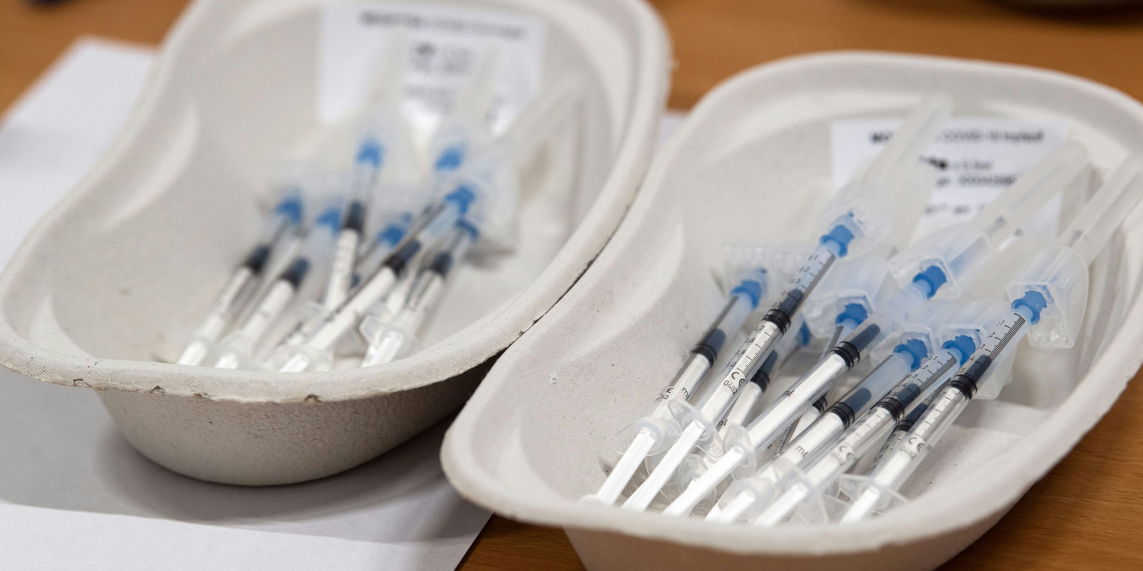  Die EMA berät über die Zulassung des Impfstoffs von AstraZeneca.