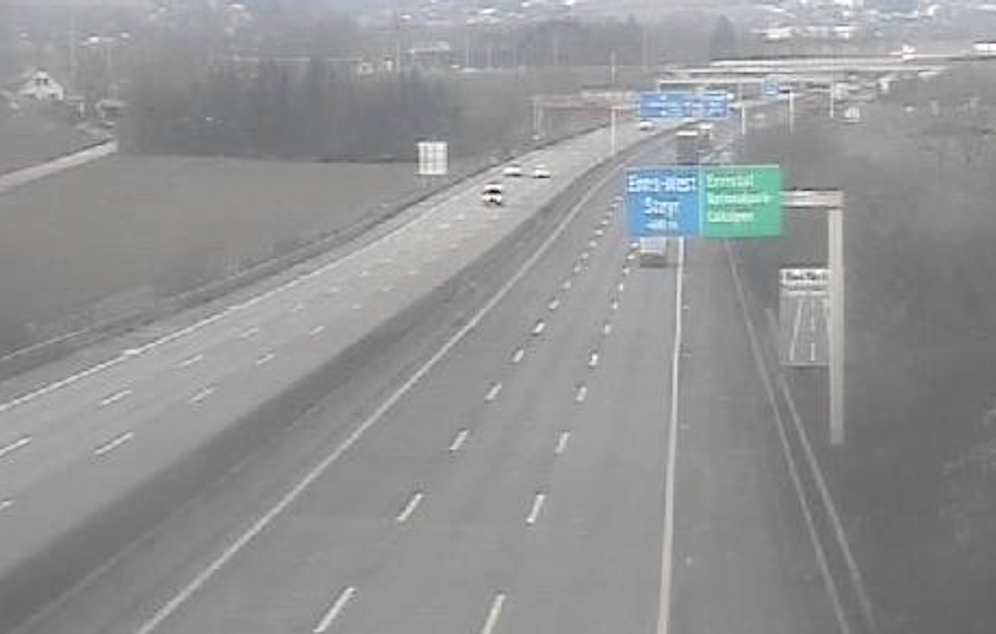 Der Mann wurde auf der A1 bei Asten erwischt.