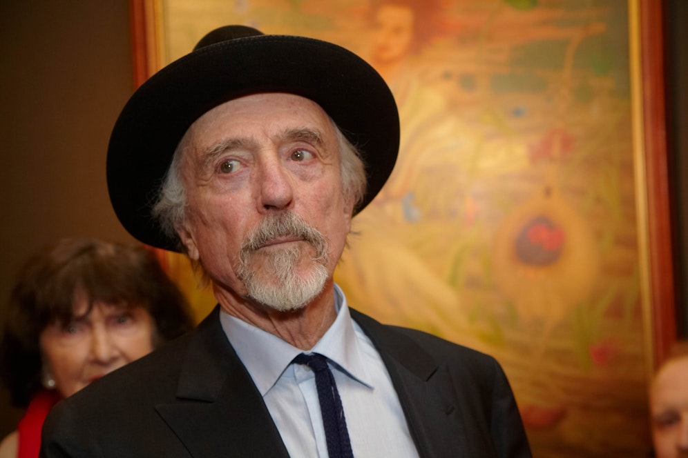 Arik Brauer bei der Ausstellungseröffnung 