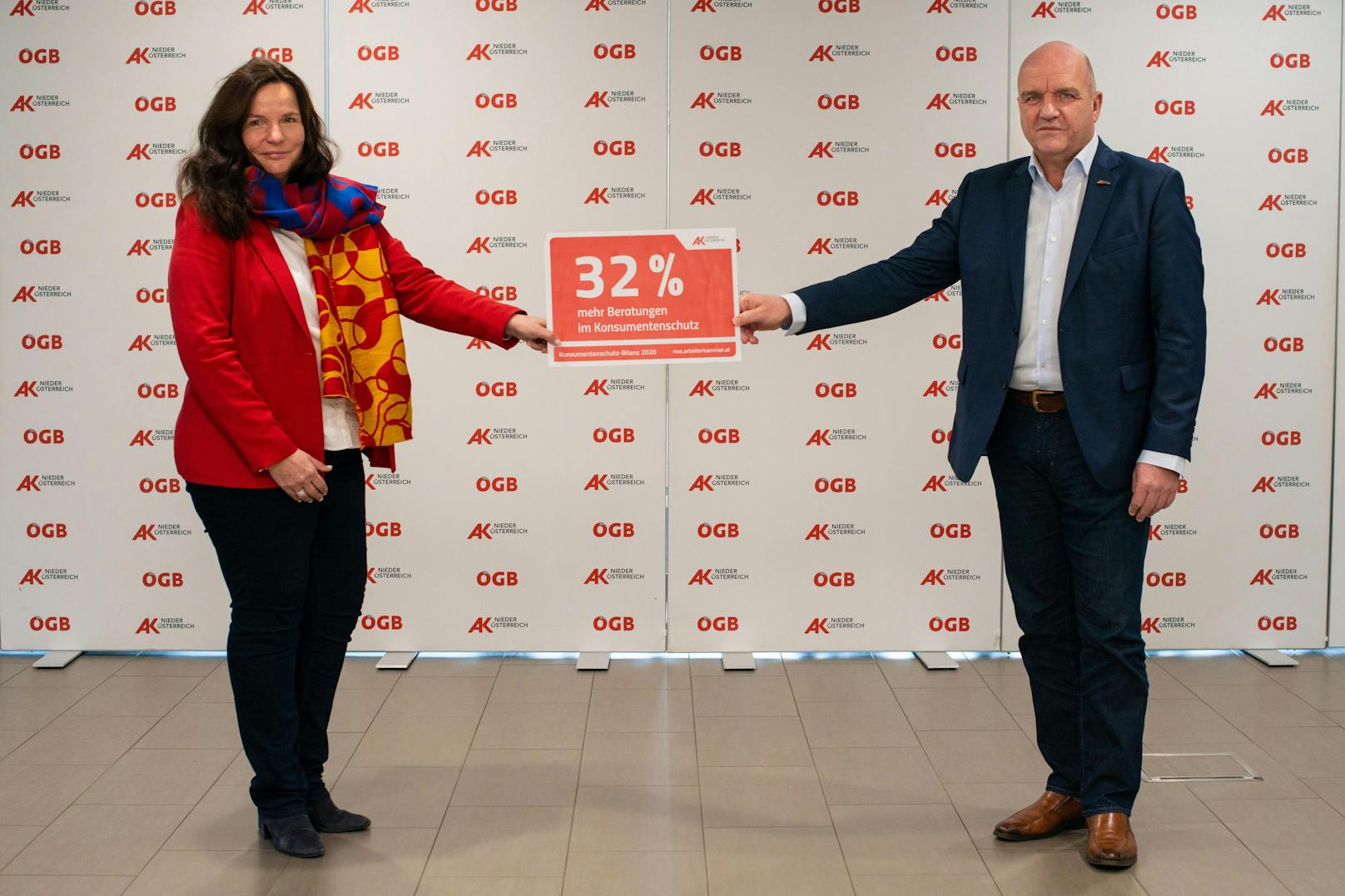 AK Niederösterreich-Präsident und ÖGB NÖ-Vorsitzender Markus Wieser und AK Niederösterreich-Direktorin Mag. Bettina Heise präsentierten die Bilanz der Konsumentenberatung im Corona-Jahr 2020.